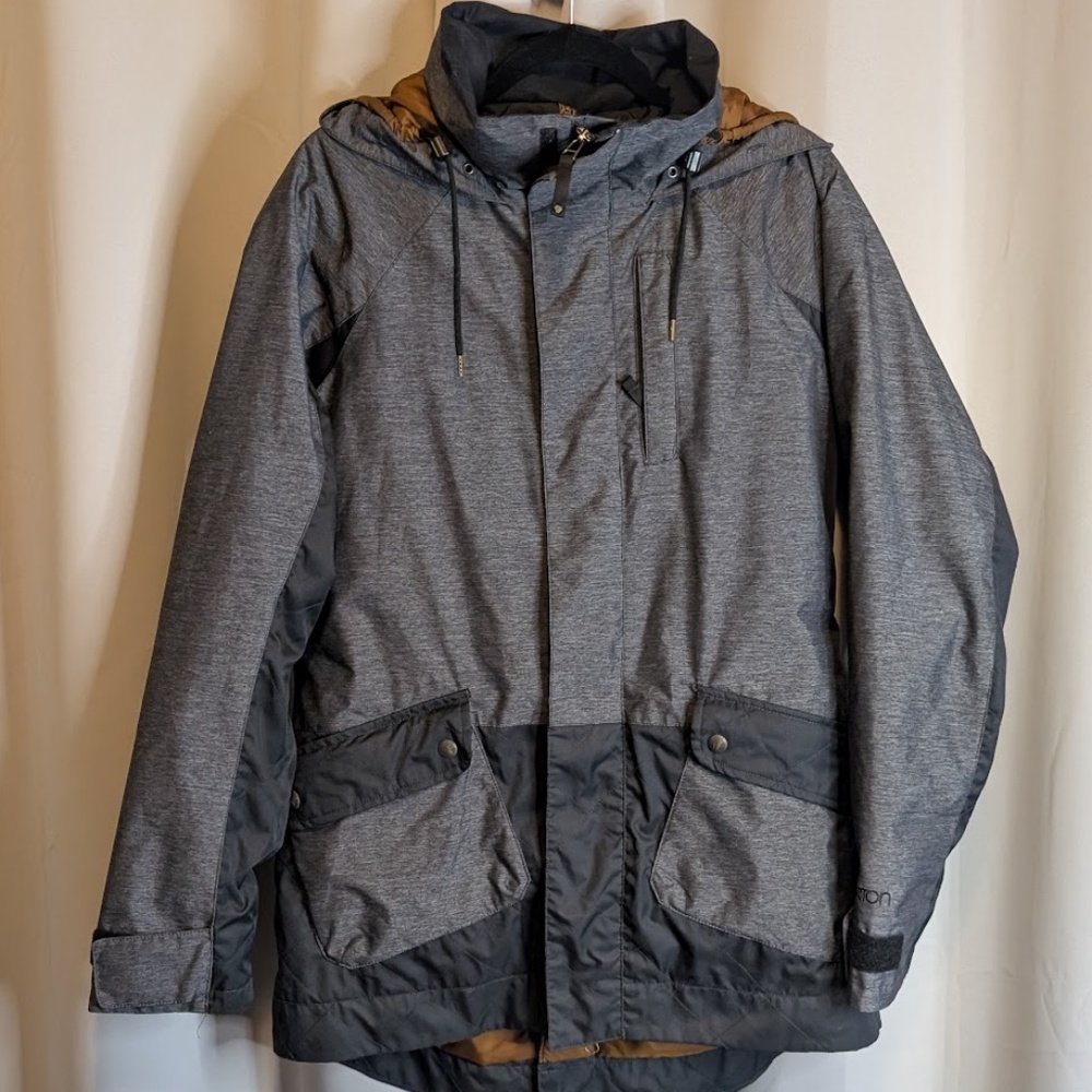 Burton “The White Collection” Ladies Snowboarding Jacket - Size Large